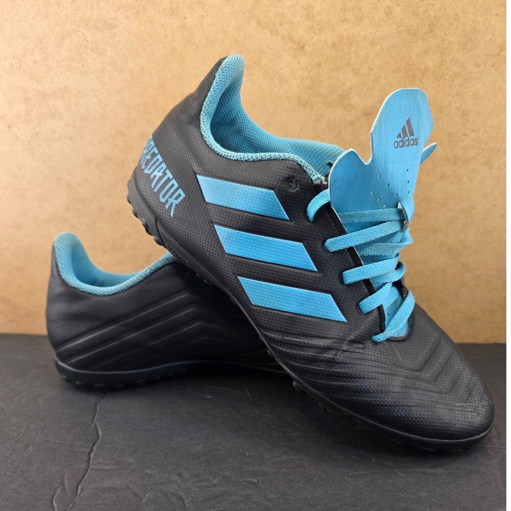 Adidas Predator 19.4 turf soccer shoes Size
